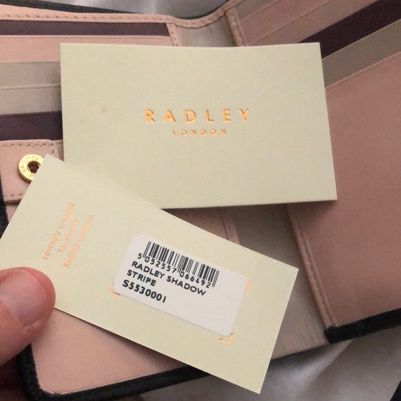 Radley London Black Wallet with Scotty Dog Logo Half Zip Half Cards New - Picture 3 of 5